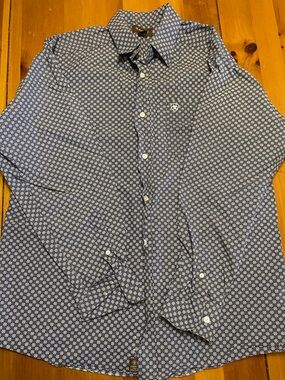 Ariat Blue Micro Geometric Long-Sleeve Button-Down Shirt